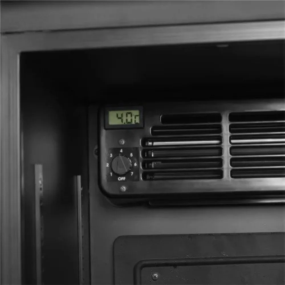 Холодильный шкаф FSC175H BLACK