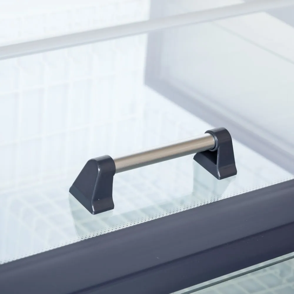 Морозильная - холодильная витрина 860L