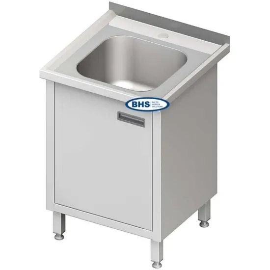 Металлические столы с раковиной и дверью