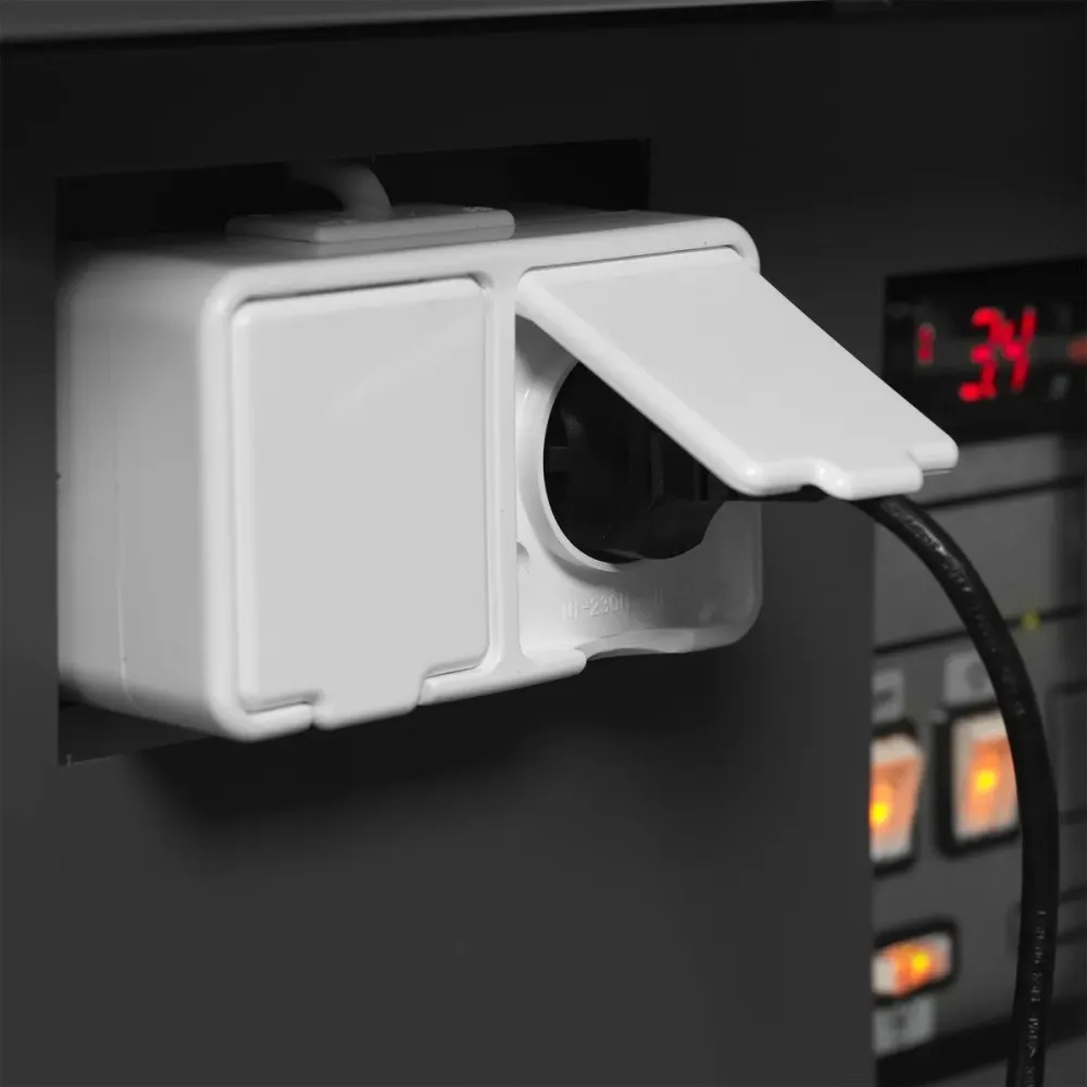 Холодильник - витрина SOCB18782A