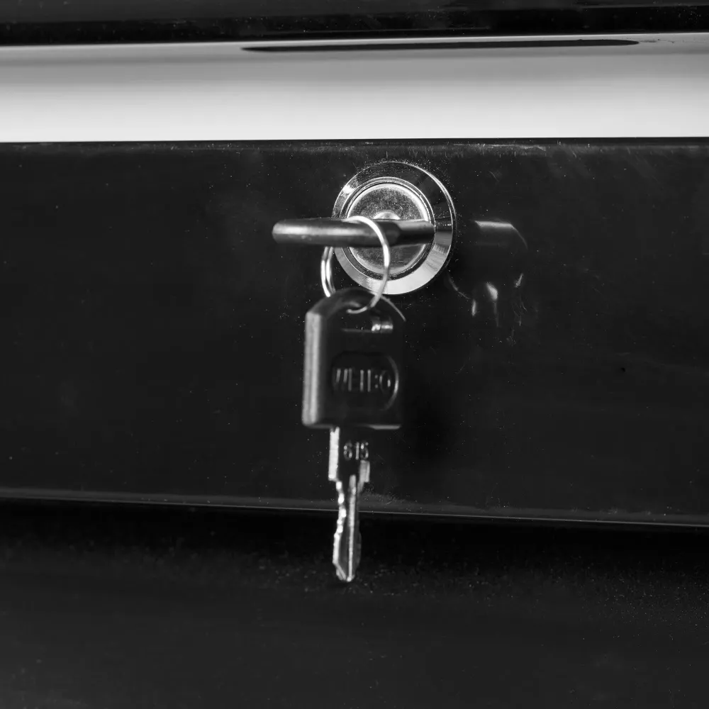 Холодильник 405 литров со стеклянными дверями, чёрный