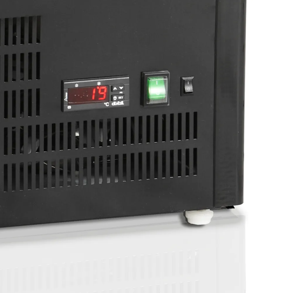 Холодильная витрина UPD80-BLACK