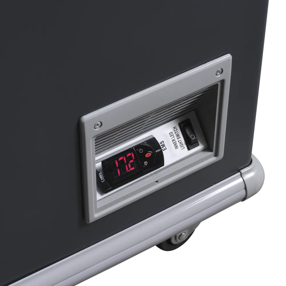 Магазинная витрина SIF600ADGC